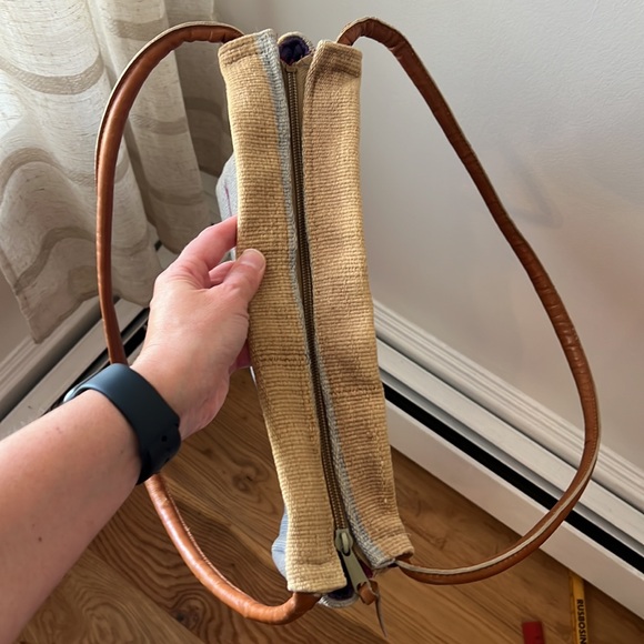 Vintage Carpetbags of America Southwestern Print Bag. - Picture 8 of 13